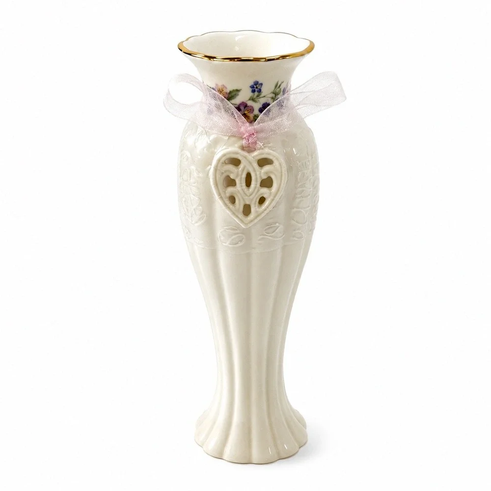 Lenox Ivory China Pierced Heart Bud Vase Gold Trim Floral Ribbon 6.5 inch